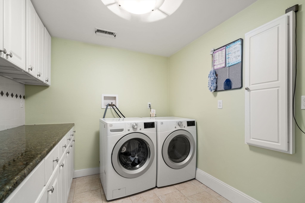 242 Boston Road Sutton, MA 01590 - Photo 12 of 39 a utility room with dryer and washer