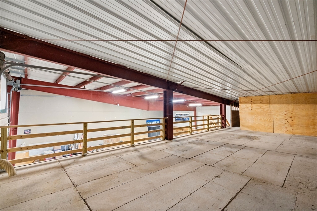 242 Boston Road Sutton, MA 01590 - Photo 37 of 39 a view of an outdoor space