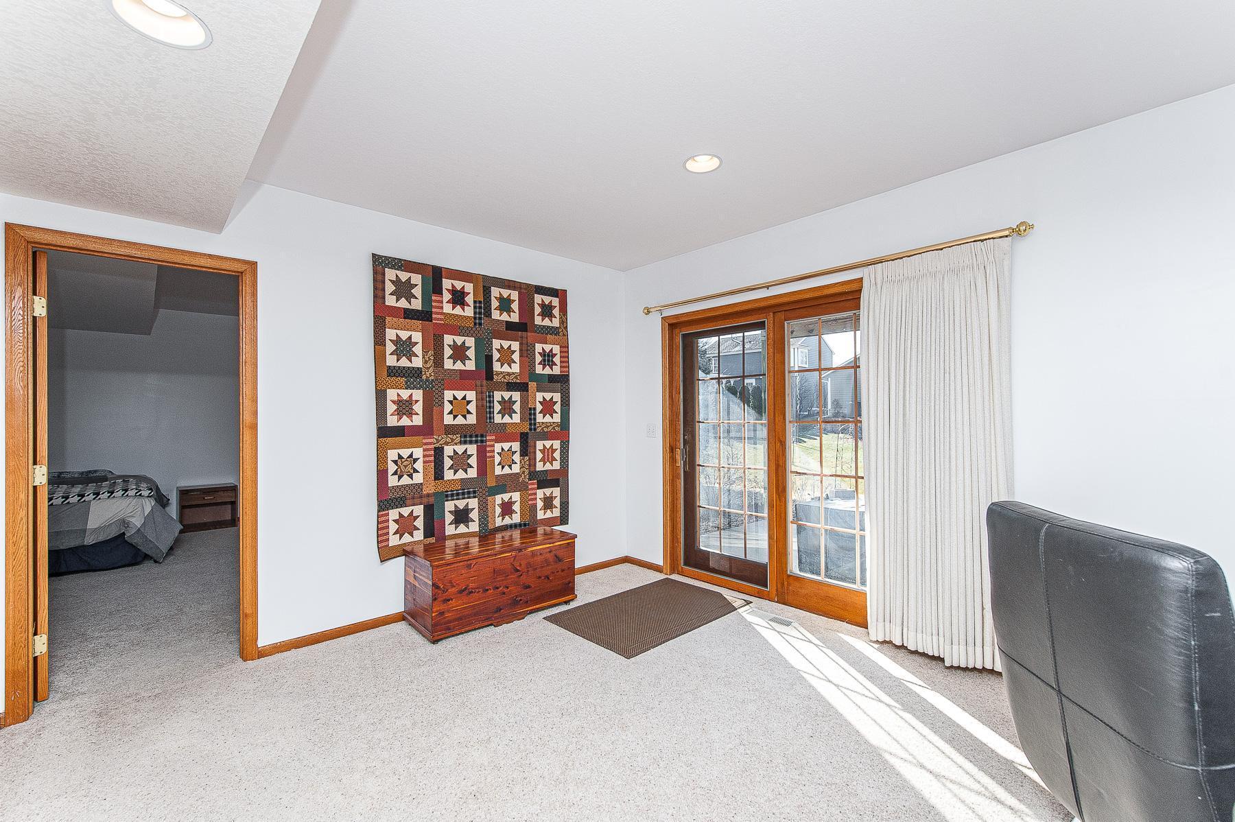 2726 Mayowood Lane Southwest Rochester, MN 55902 - Photo 36 of 45