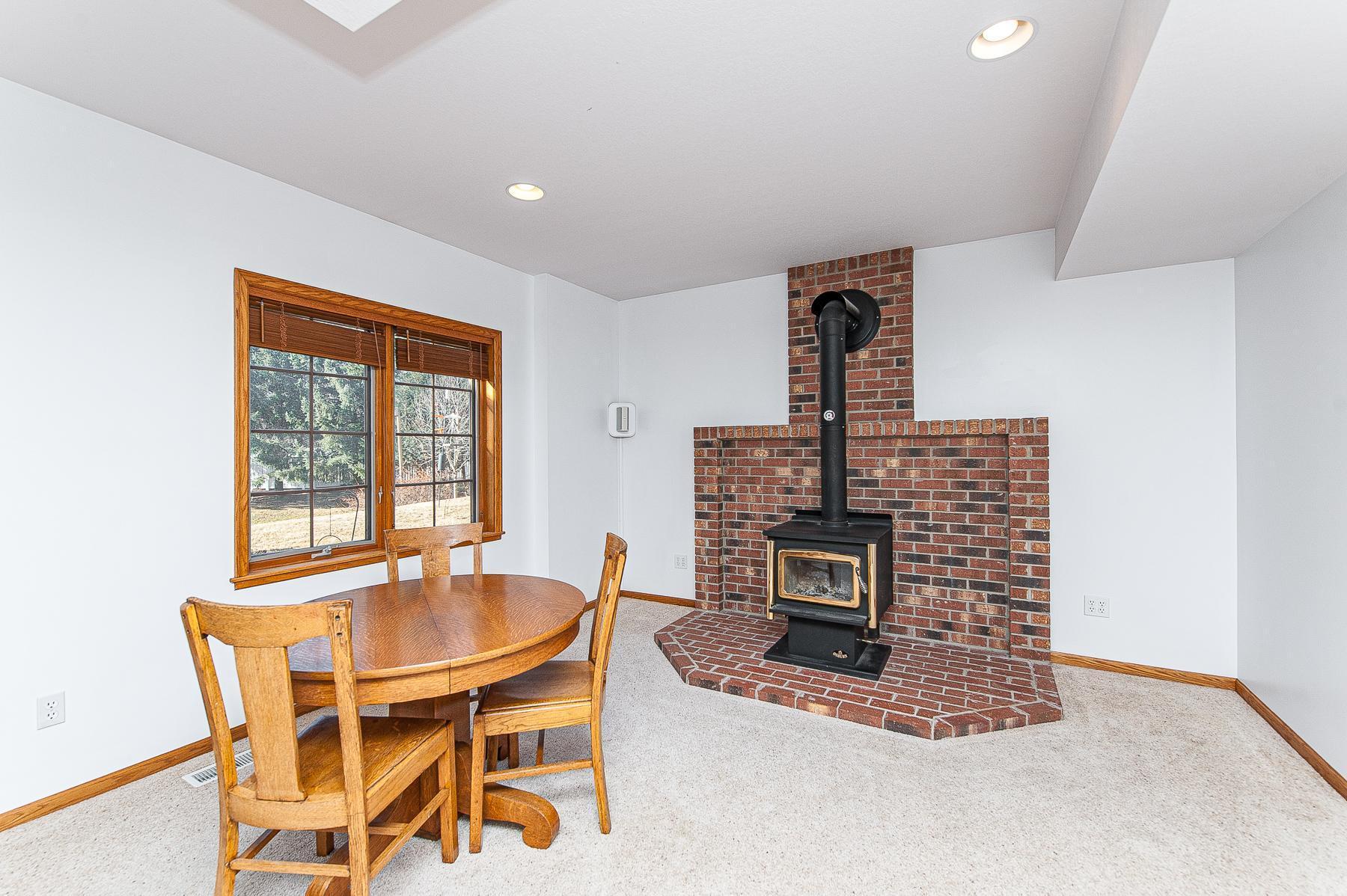 2726 Mayowood Lane Southwest Rochester, MN 55902 - Photo 38 of 45