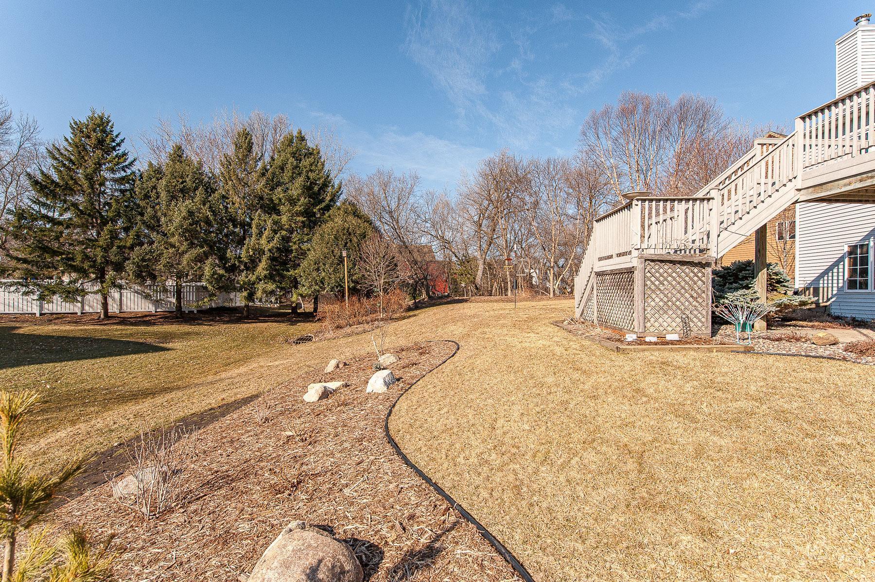 2726 Mayowood Lane Southwest Rochester, MN 55902 - Photo 43 of 45