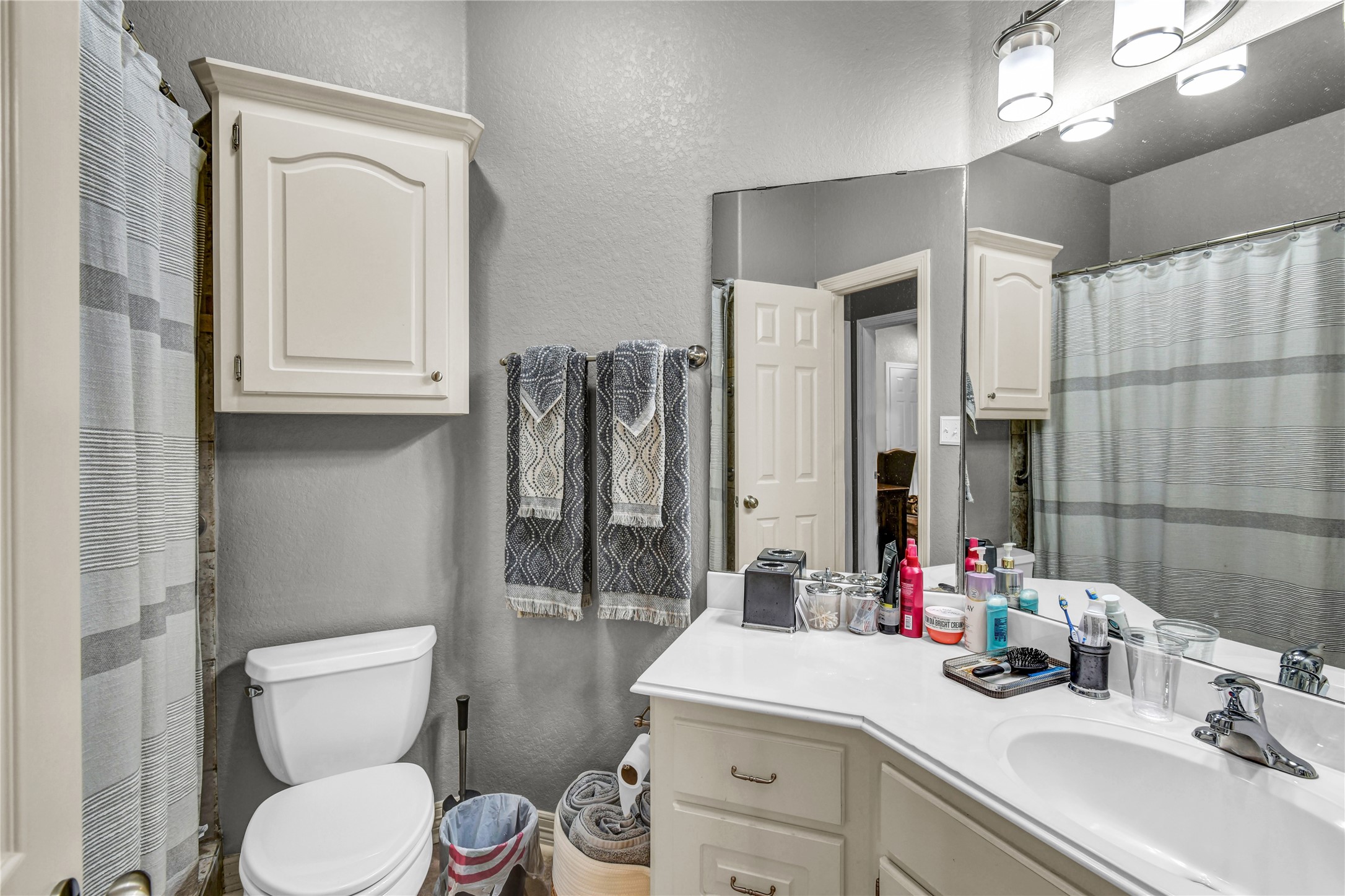 210 Madison Clute, TX 77531 - Photo 22 of 24 Gallery Image 22