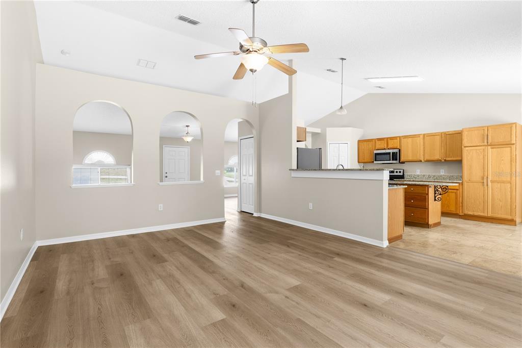 352 Clearfield Avenue Spring Hill, FL 34606 - Photo 8 of 47