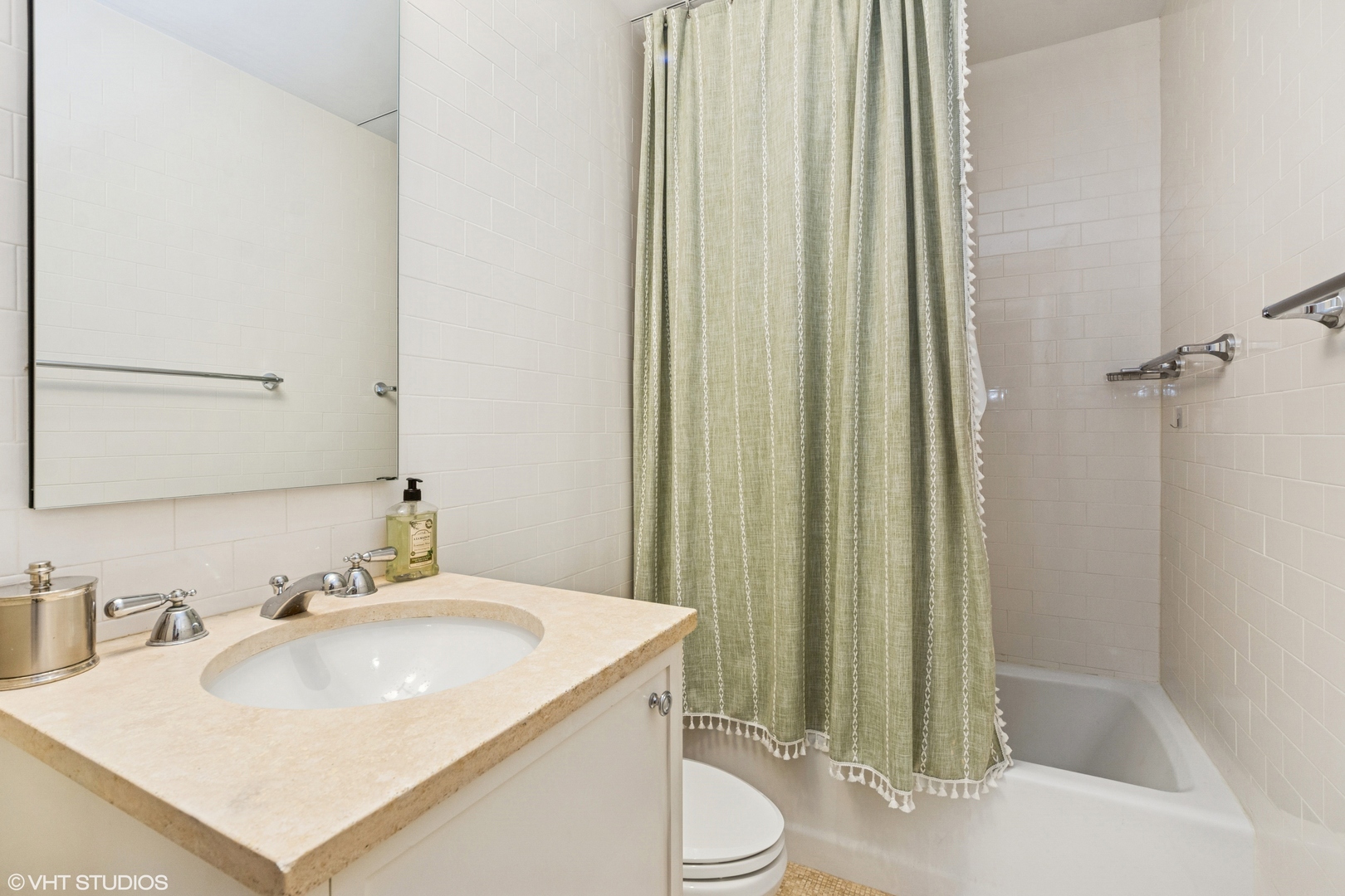 1255 North State Parkway, Unit 2B Chicago, IL 60610 - Photo 14 of 19