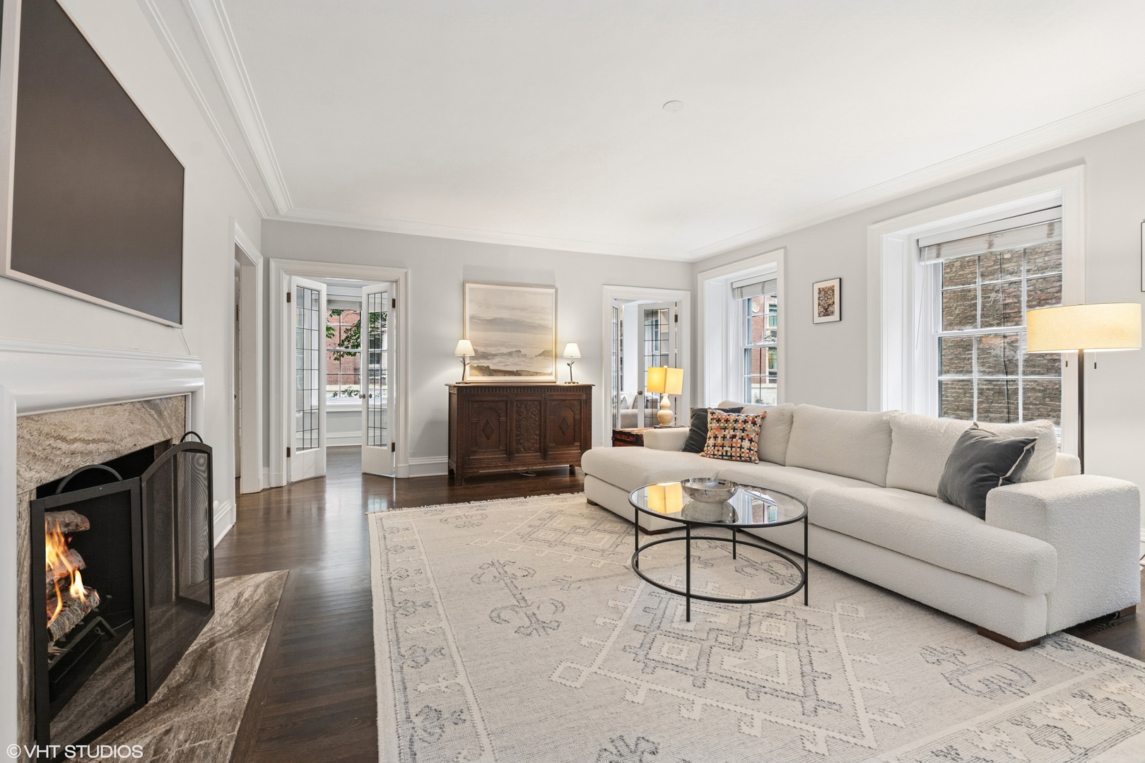 1255 North State Parkway, Unit 2B Chicago, IL 60610 - Photo 3 of 19