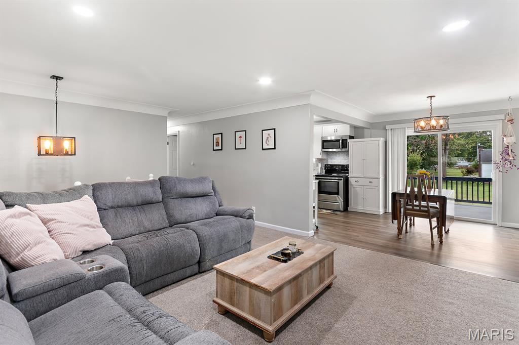 403 Fontainebleau O'Fallon, IL 62269 - Photo 3 of 21