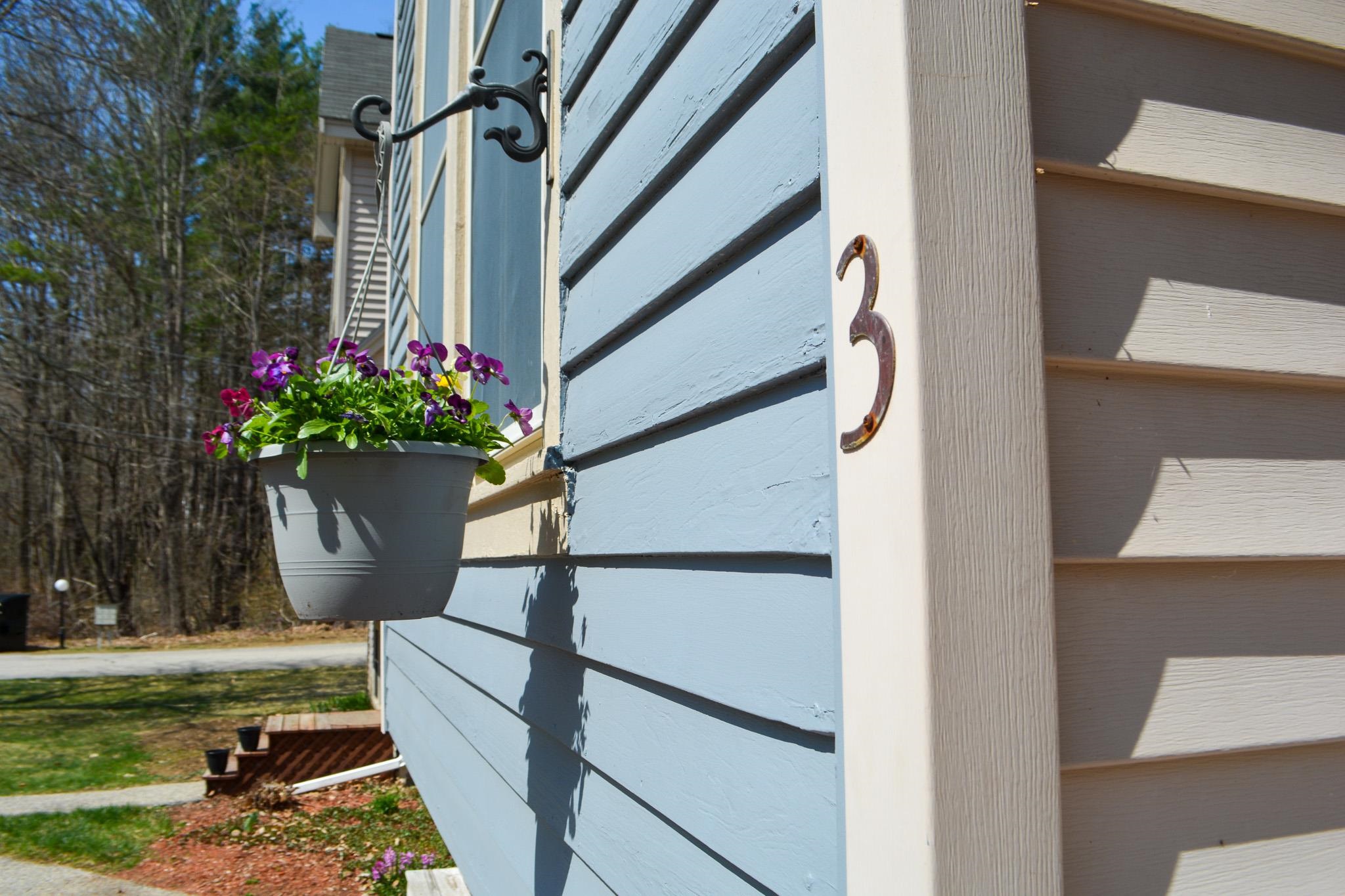 365 North River Road, Unit 3 Epping, NH 03042 - Photo 4 of 34