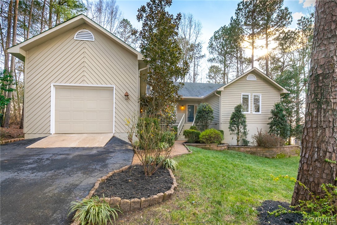 14315 Cove Ridge Place Midlothian, VA 23112 - Photo 18 of 48 Gallery Image 18