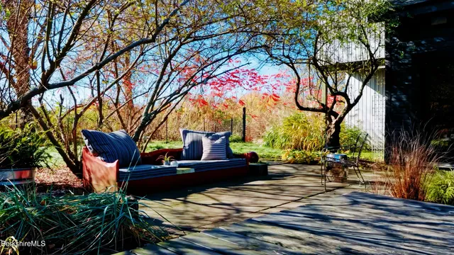 $2,500,000 | 1373 Boardman Street, Sheffield, MA 01257