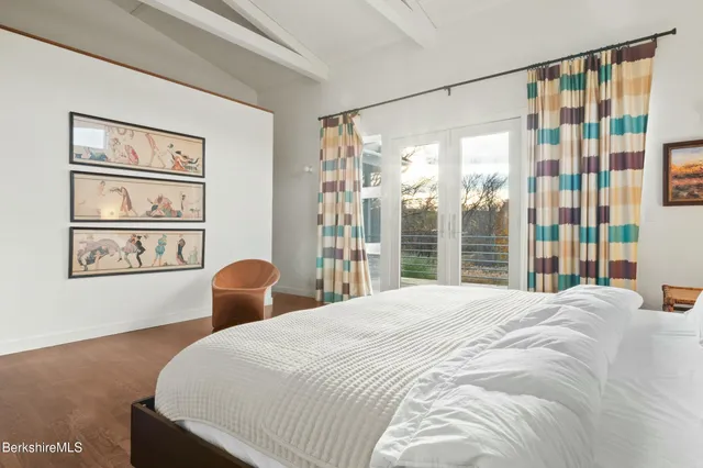 $2,500,000 | 1373 Boardman Street, Sheffield, MA 01257