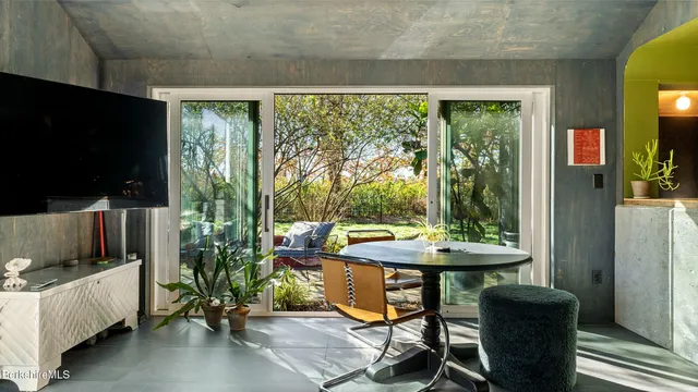 $2,500,000 | 1373 Boardman Street, Sheffield, MA 01257