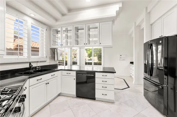$799,900 | 409 Indigo Springs Street, Henderson, NV 89014