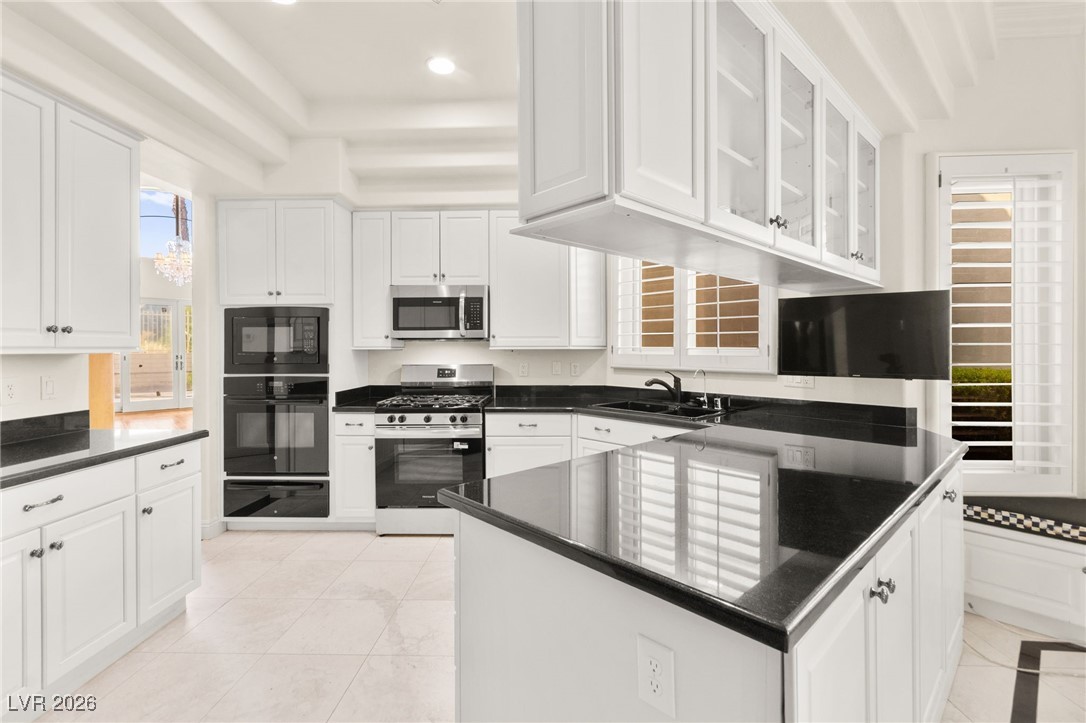 409 Indigo Springs Street Henderson, NV 89014 - Photo 17 of 95