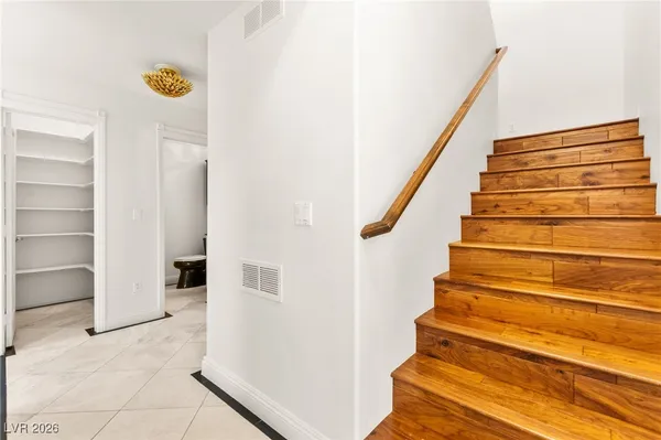 $799,900 | 409 Indigo Springs Street, Henderson, NV 89014