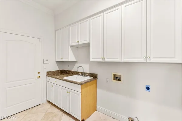 $799,900 | 409 Indigo Springs Street, Henderson, NV 89014