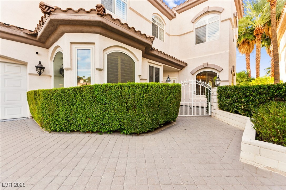 409 Indigo Springs Street Henderson, NV 89014 - Photo 6 of 95