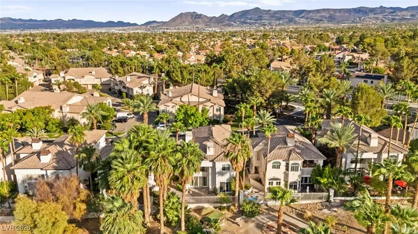 $799,900 | 409 Indigo Springs Street, Henderson, NV 89014