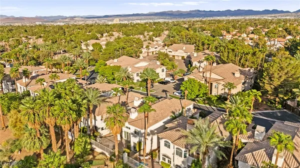 $799,900 | 409 Indigo Springs Street, Henderson, NV 89014