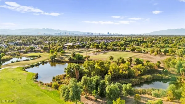 $799,900 | 409 Indigo Springs Street, Henderson, NV 89014