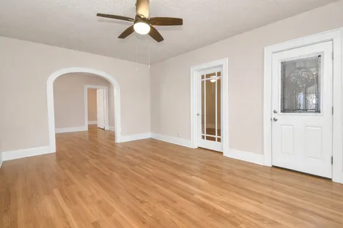 $275,000 | 1433 Scharpe Street, Houston, TX 77023