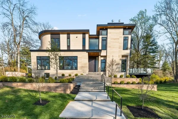 $4,789,000 | 9 Farbrook Drive, Short Hills, NJ 07078