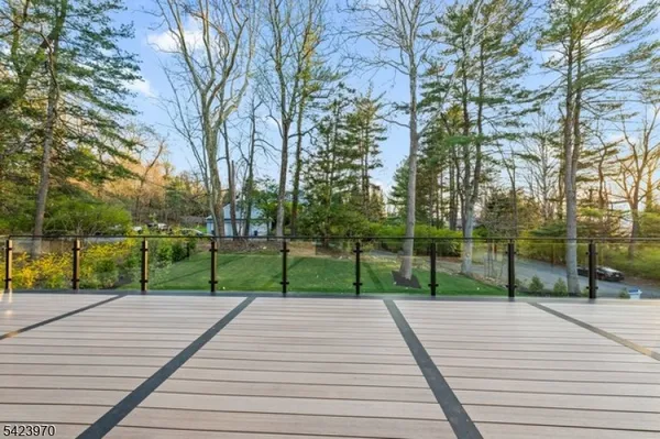 $4,789,000 | 9 Farbrook Drive, Short Hills, NJ 07078