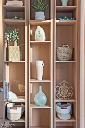 $4,789,000 | 9 Farbrook Drive, Short Hills, NJ 07078