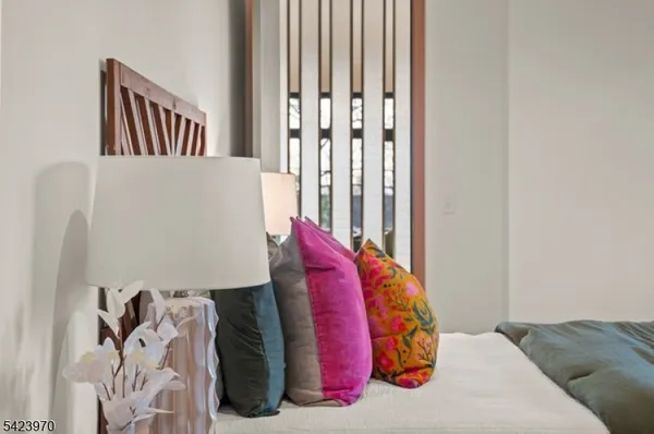 $4,789,000 | 9 Farbrook Drive, Short Hills, NJ 07078