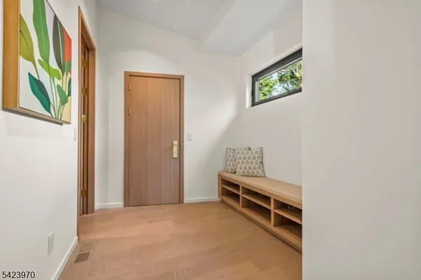 $4,789,000 | 9 Farbrook Drive, Short Hills, NJ 07078