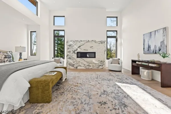 $4,789,000 | 9 Farbrook Drive, Short Hills, NJ 07078