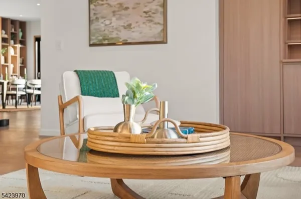 $4,789,000 | 9 Farbrook Drive, Short Hills, NJ 07078