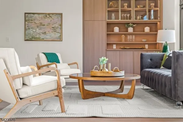 $4,789,000 | 9 Farbrook Drive, Short Hills, NJ 07078