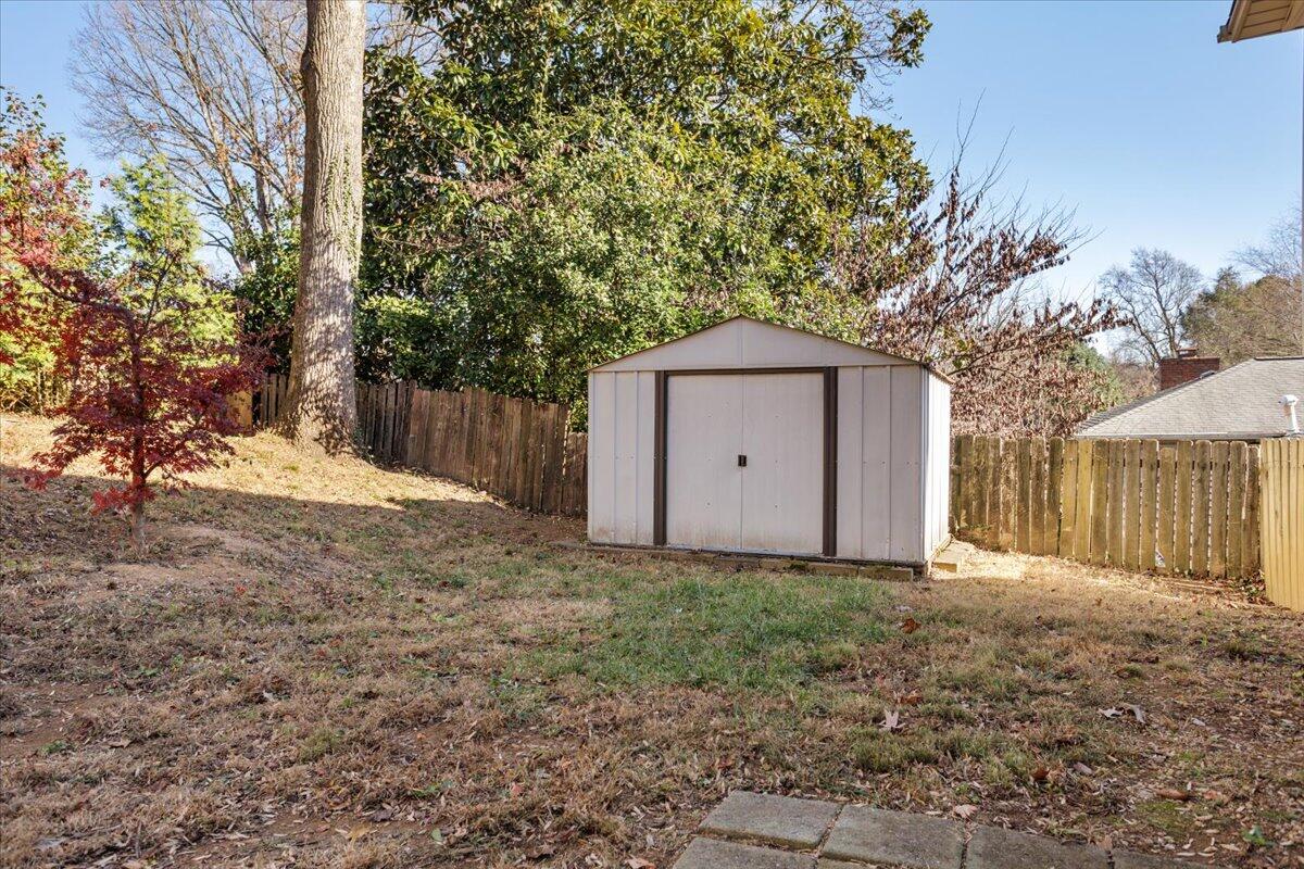 1127 Clearfield Road Southwest Roanoke, VA 24015 - Photo 14 of 37 14-1127 Clearfield Rd SW_14