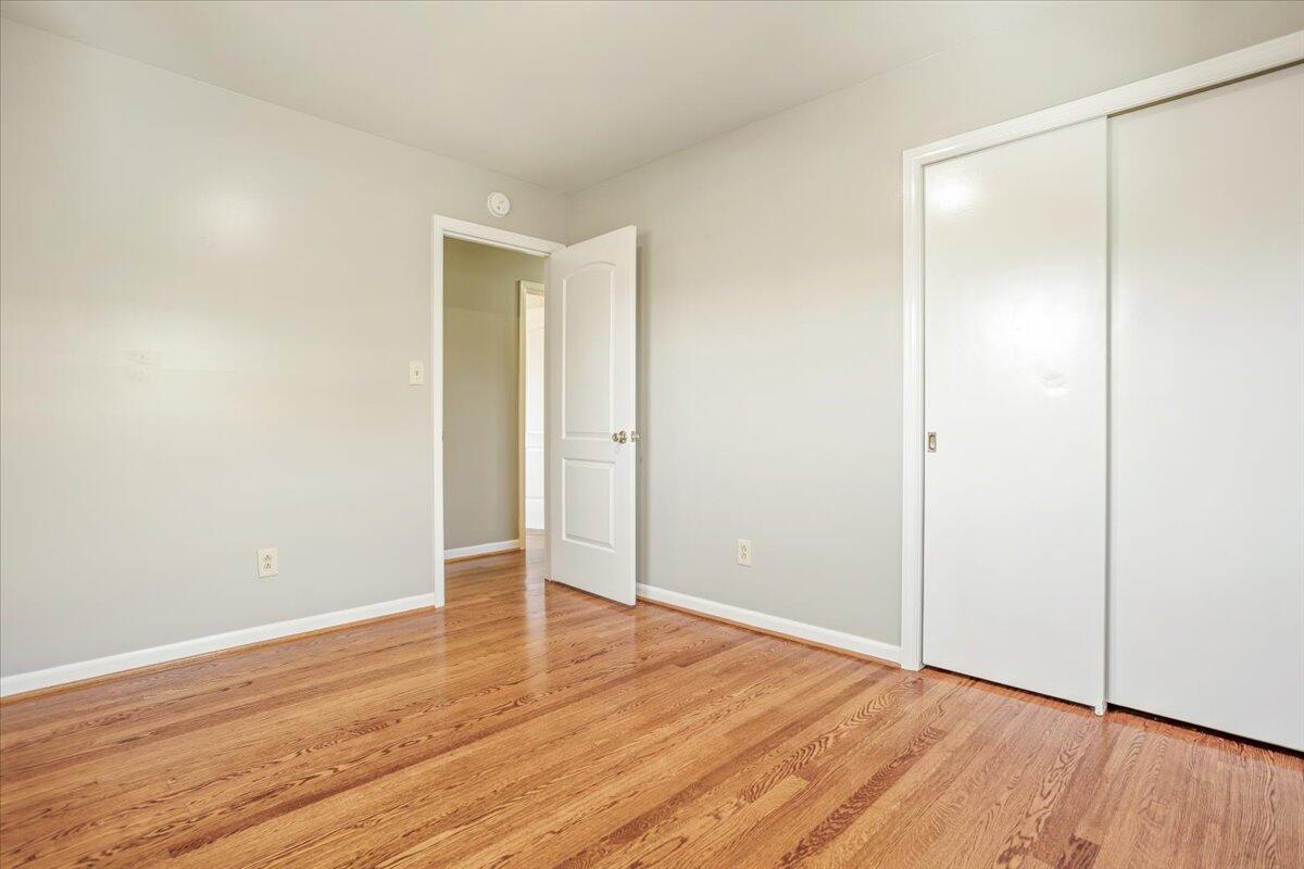 1127 Clearfield Road Southwest Roanoke, VA 24015 - Photo 27 of 37 27-1127 Clearfield Rd SW_27