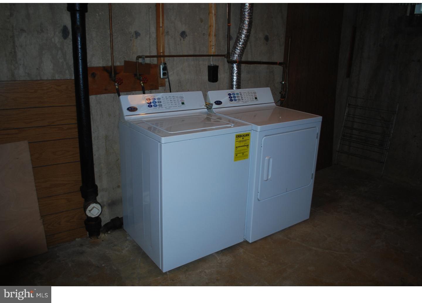 16 Doncaster Road New Castle, DE 19720 - Photo 18 of 19 Laundry Room