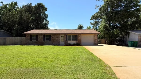 $319,700 | 21 Mary Esther Drive, Mary Esther, FL 32569