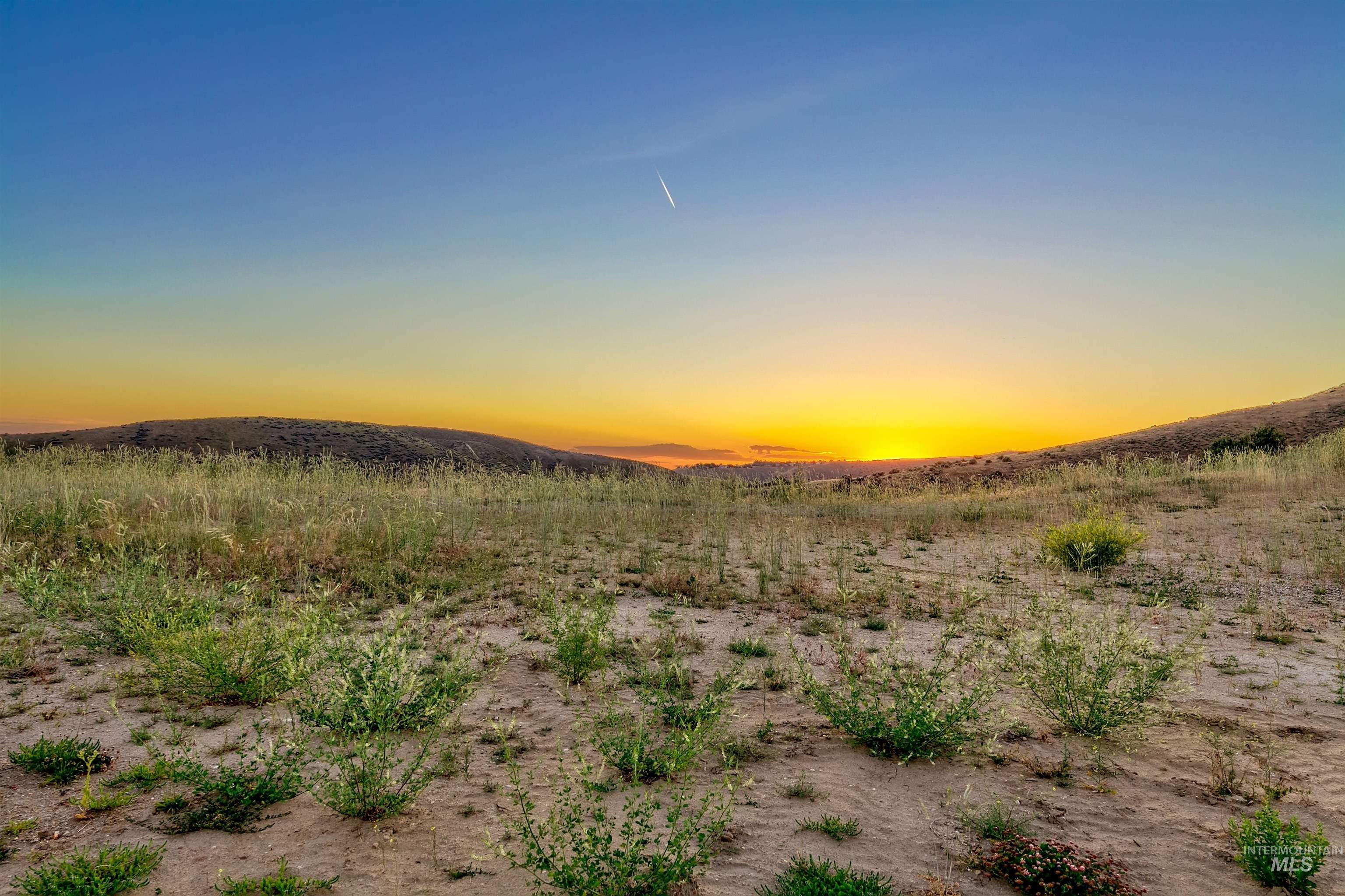 3685 North Capitol View Lane Boise, ID 83702 - Photo 15 of 36 View of mountain backdrop