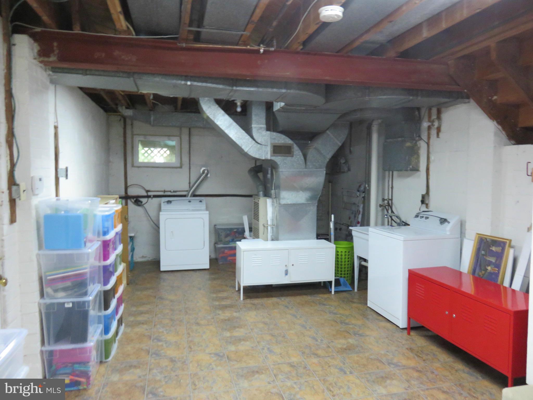 9900 Belhaven Road Bethesda, MD 20817 - Photo 15 of 18 Interior (General)