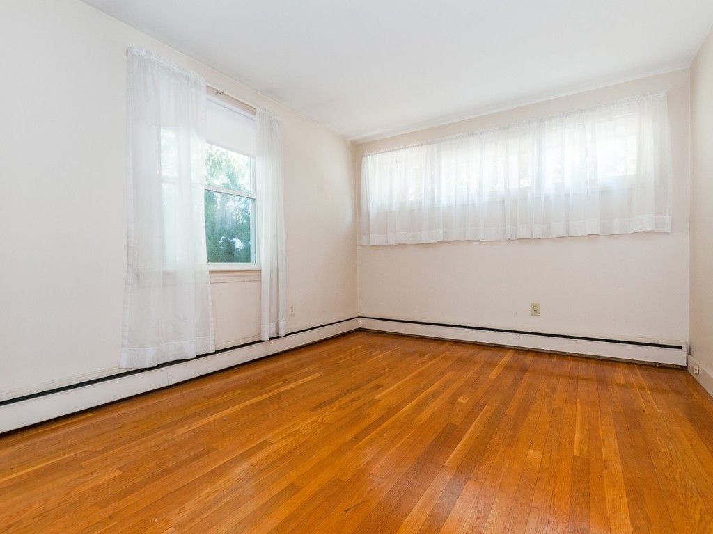 28 Andover Street Georgetown, MA 01833 - Photo 16 of 30 Gallery Image 16