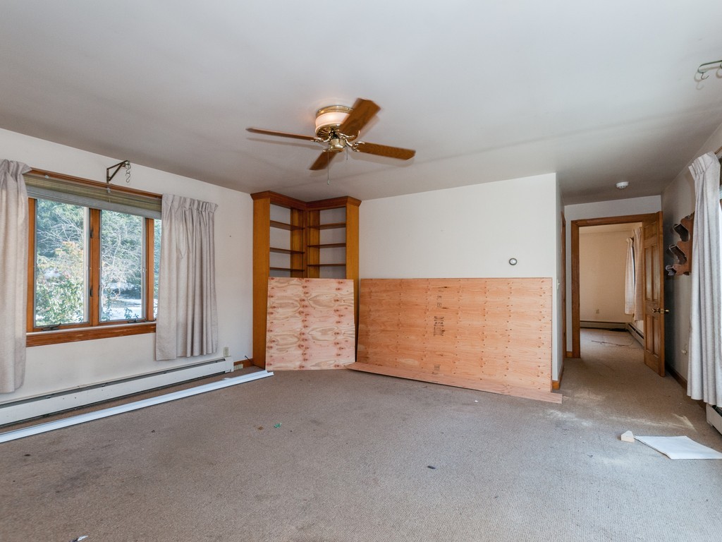 28 Andover Street Georgetown, MA 01833 - Photo 7 of 30 Gallery Image 7