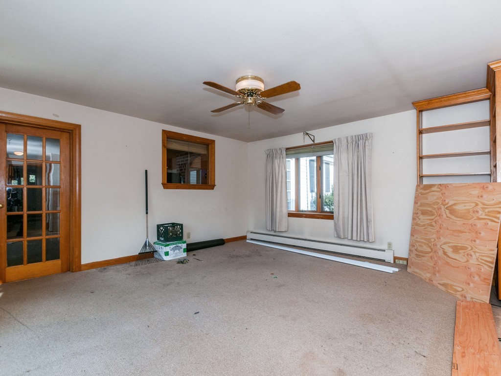 28 Andover Street Georgetown, MA 01833 - Photo 8 of 30 Gallery Image 8