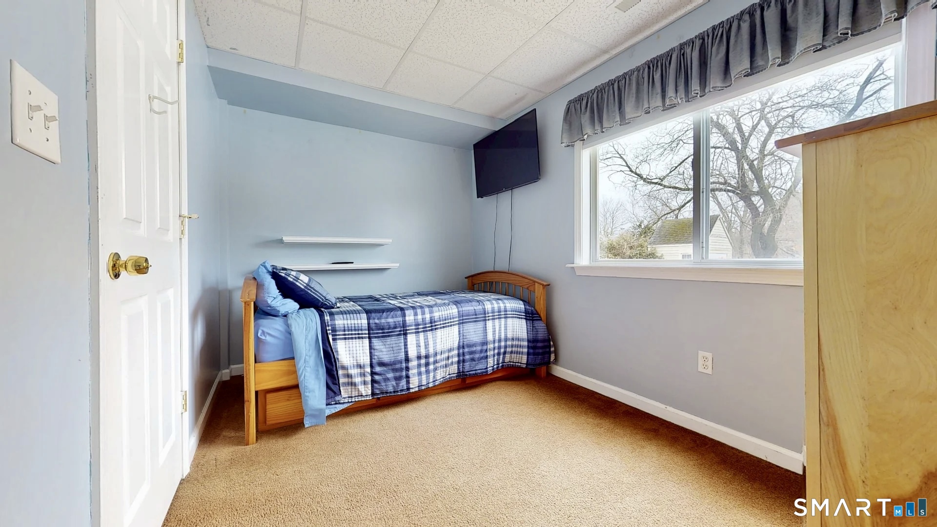 24 Mathew Street Milford, CT 06460 - Photo 17 of 20
