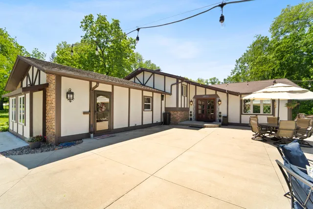 $899,000 | W3952 Artesian Road, Empire, WI 54937