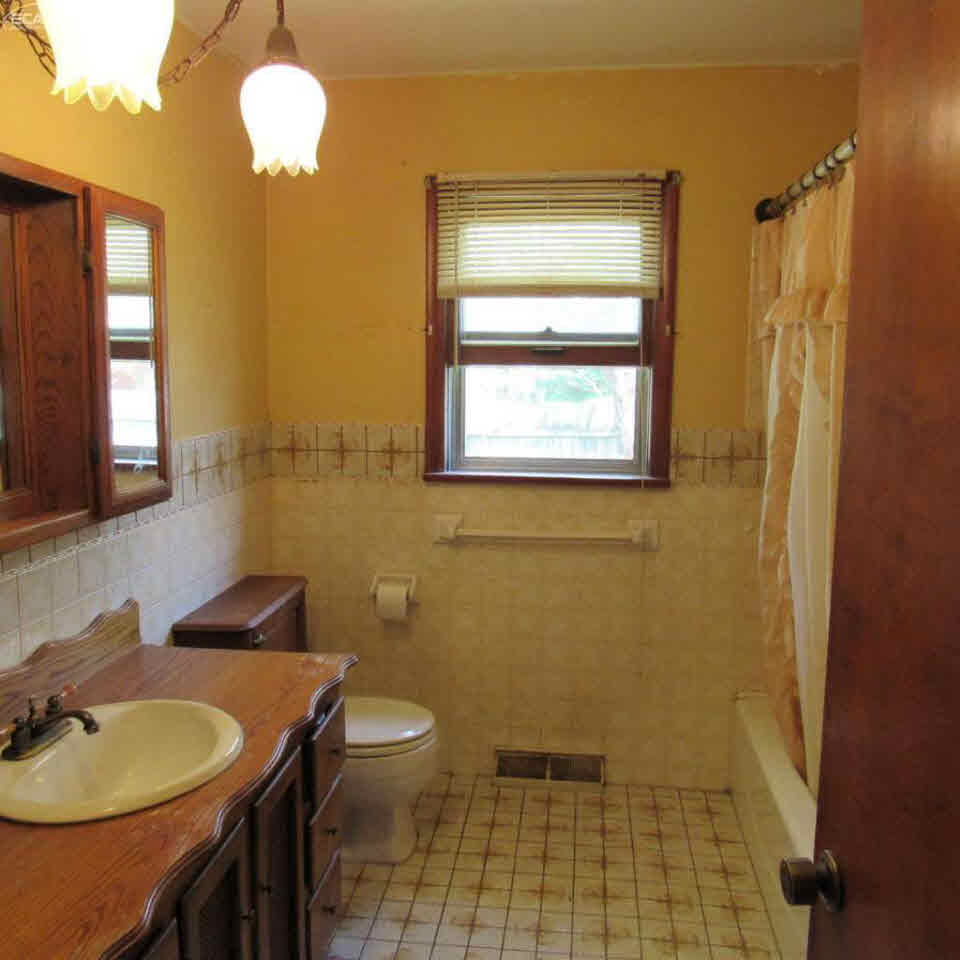 13228 Lubke Road New Buffalo, MI 49117 - Photo 7 of 59 21148835-6.JPG