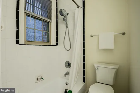 $279,000 | 3100 Wisconsin Avenue Northwest, Unit 105, Washington, DC 20016