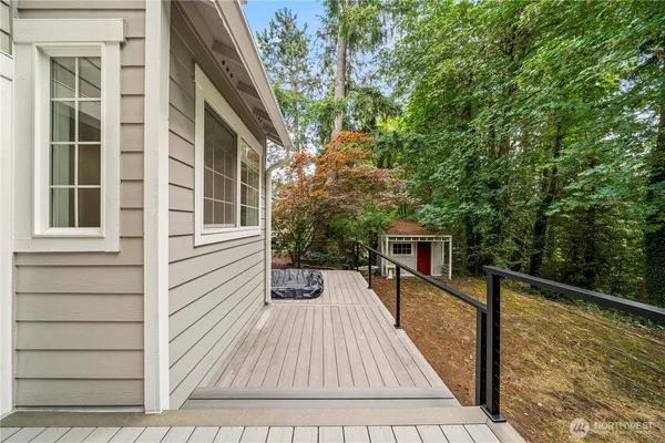 $775,000 | 25401 Kanasket Drive, Black Diamond, WA 98010