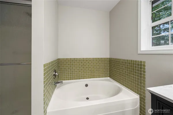 $775,000 | 25401 Kanasket Drive, Black Diamond, WA 98010