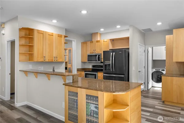 $775,000 | 25401 Kanasket Drive, Black Diamond, WA 98010