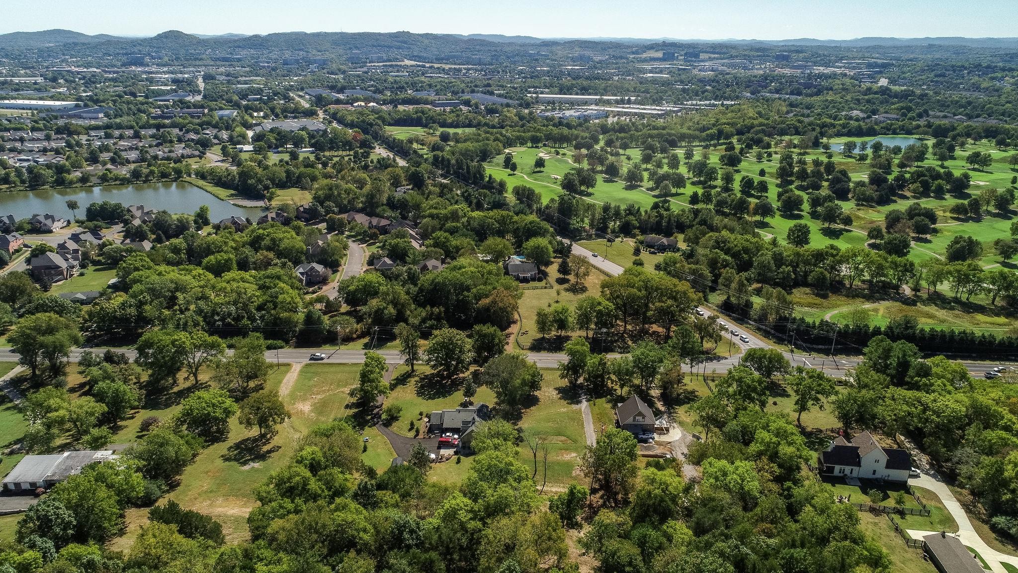 459 Franklin Road Franklin, TN 37069 - Photo 4 of 12 Gallery Image 4