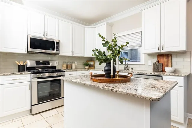 $799,000 | 1370 Brookhaven Village Circle Northeast, Brookhaven, GA 30319